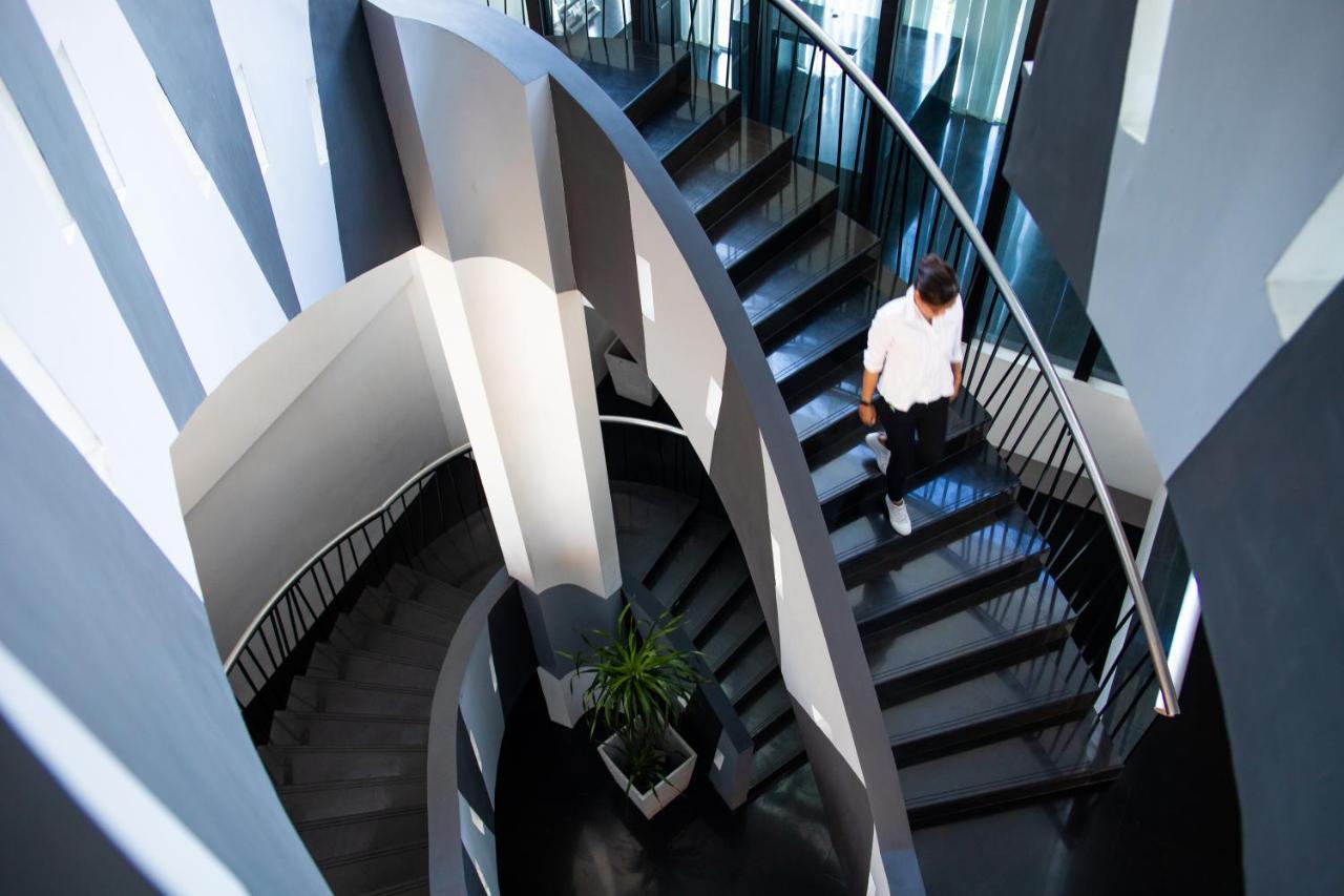 Artotel Ts Suites Σουραμπάγια Εξωτερικό φωτογραφία